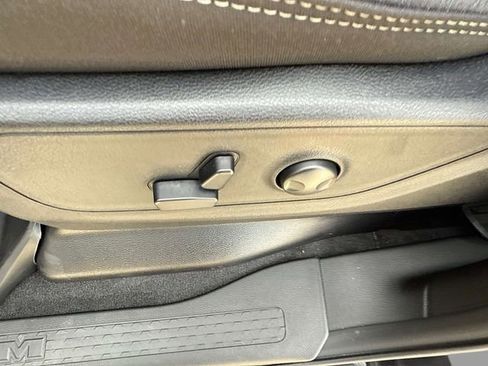 New 2026 RAM 1500 4x4 Crew Cab image 19