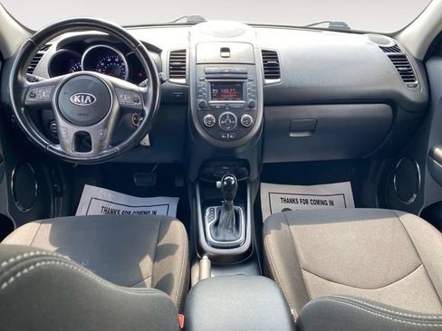 Used 2013 Kia Soul + w/ Audio Pkg FWD image 10