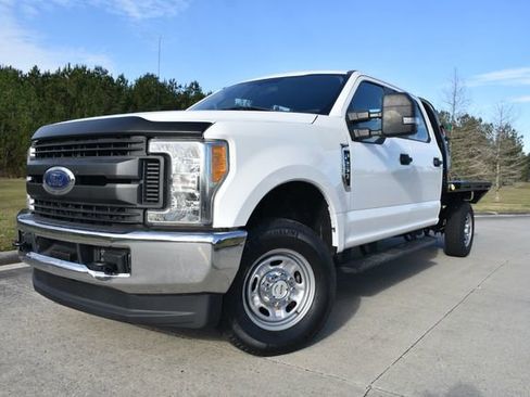 Used 2019 Ford F250 XL w/ Power Equipment Group image 1