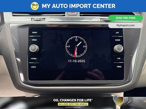 Used 2022 Volkswagen Tiguan SE image 21