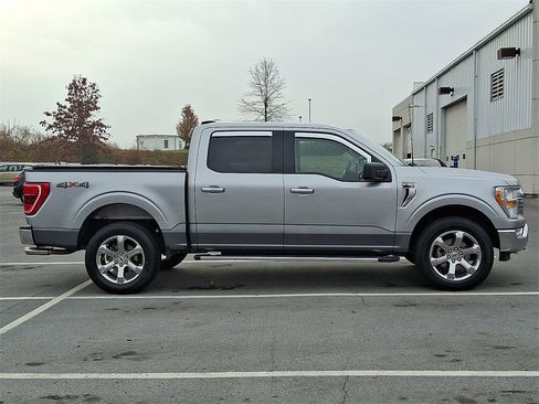 Used 2022 Ford F150 XLT w/ Equipment Group 301A Mid image 10