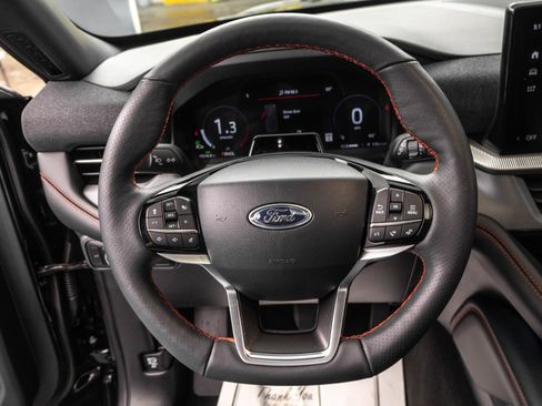 Used 2025 Ford Explorer ST-Line w/ Premium Package AWD/4WD image 25