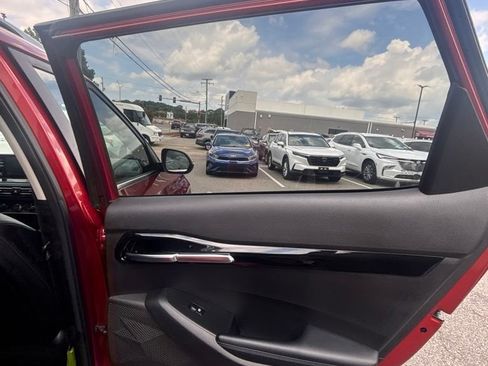 Used 2021 Kia Seltos S FWD image 21