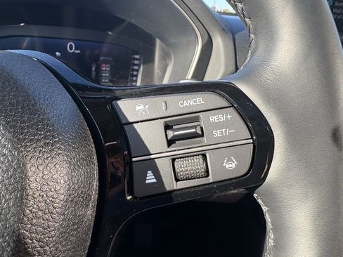 Used 2025 Honda Pilot Elite image 11