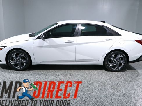 Used 2025 Hyundai Elantra Sport FWD image 10