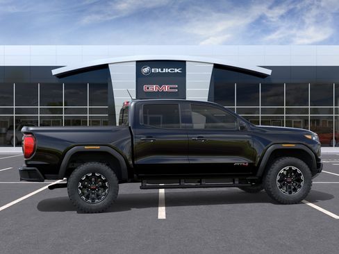 New 2026 GMC Canyon AT4 AWD/4WD image 5
