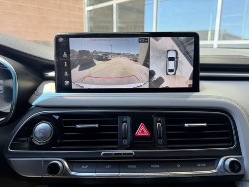Used 2022 Genesis G70 3.3T RWD image 20