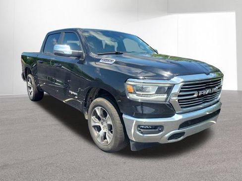 Used 2024 RAM 1500 Laramie AWD/4WD image 13