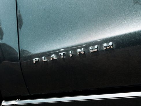 Used 2019 Ford Expedition Max Platinum AWD/4WD image 13