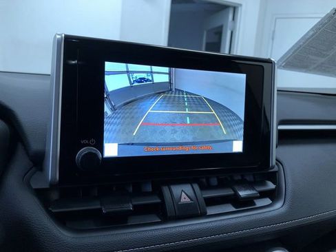 Certified 2025 Toyota RAV4 LE image 27