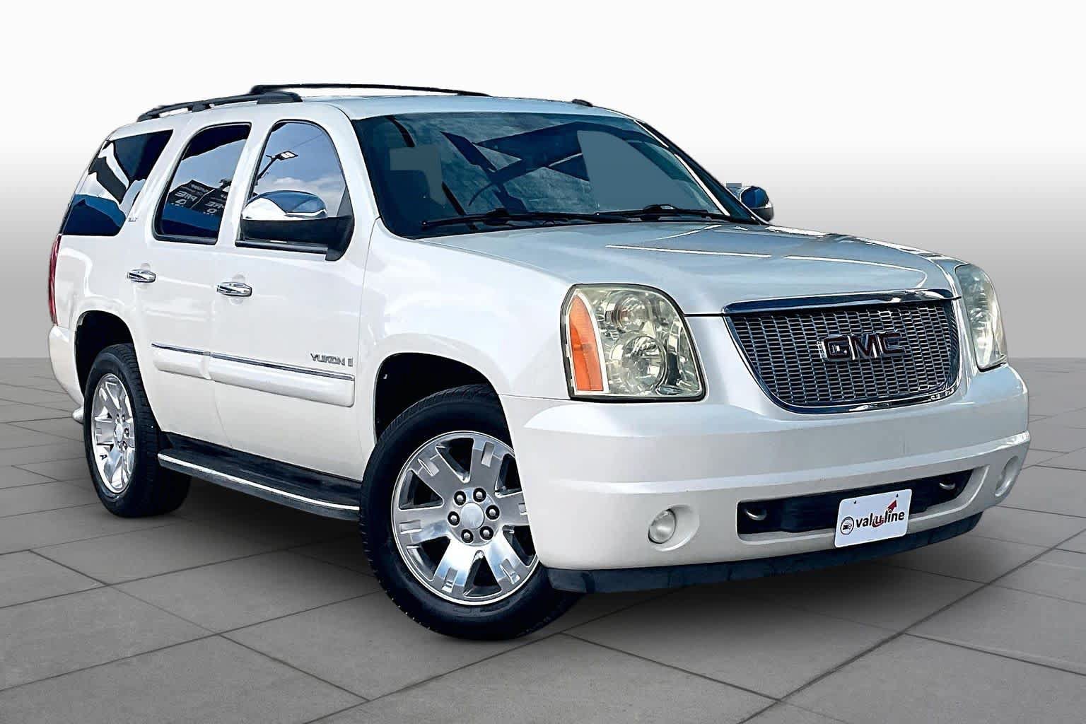 Used 2008 GMC Yukon SLT RWD image 2