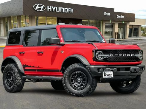 Used 2023 Ford Bronco Wildtrak AWD/4WD image 2
