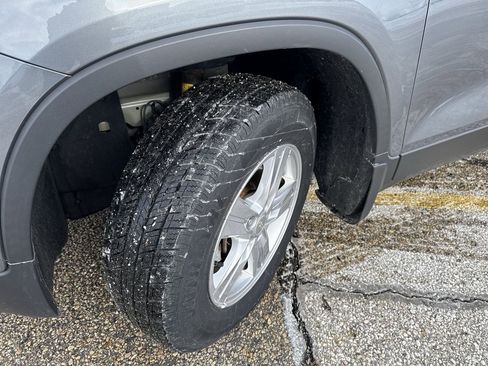 Certified 2020 Chevrolet Trax LT w/ Driver Confidence Package image 2