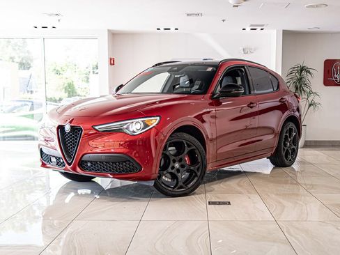Used 2023 Alfa Romeo Stelvio Veloce AWD/4WD image 1