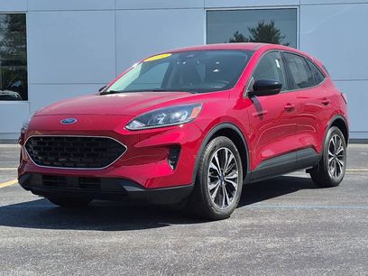 Used 2022 Ford Escape SE w/ SE Sport Appearance Package