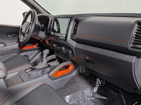 Used 2023 Nissan Frontier PRO-4X w/ Pro Convenience Package AWD/4WD image 25
