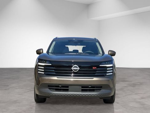 Used 2025 Nissan Kicks SR FWD image 10