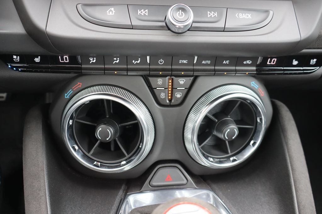 Used 2022 Chevrolet Camaro ZL1 RWD image 14