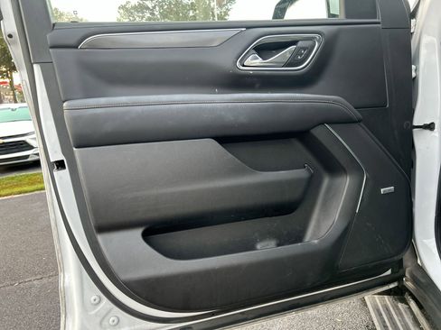 Used 2021 GMC Yukon XL AT4 w/ AT4 Premium Package image 14