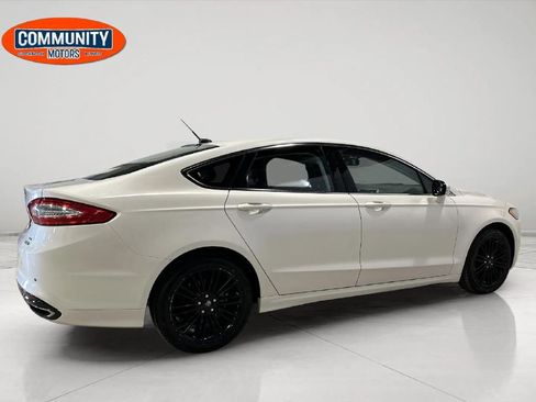 Used 2014 Ford Fusion SE w/ Equipment Group 202A FWD image 8