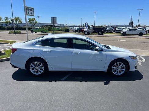 Used 2023 Chevrolet Malibu LT FWD image 15