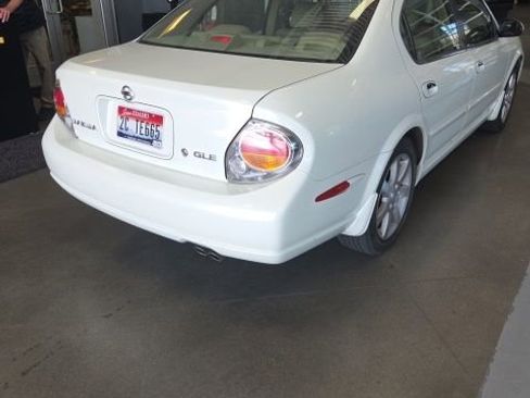 Used 2002 Nissan Maxima GLE FWD image 4