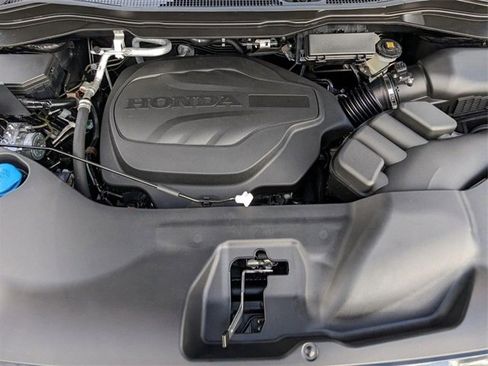 New 2025 Honda Ridgeline Sport image 9