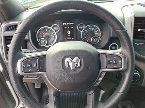 Used 2024 RAM 2500 Tradesman w/ Chrome Appearance Group image 17