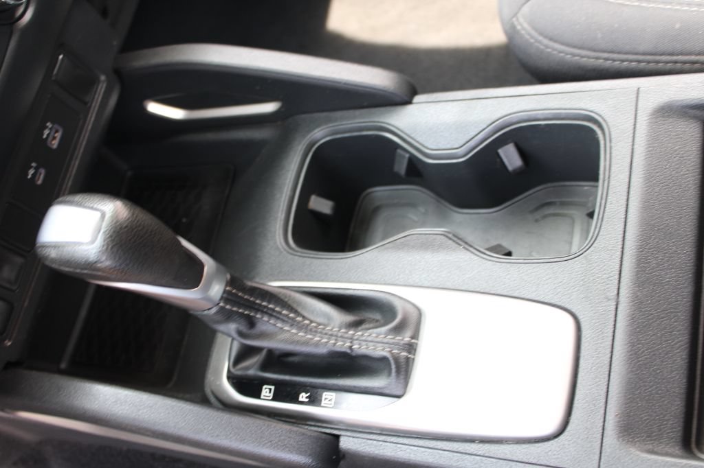 Used 2022 Nissan Frontier SV RWD image 12