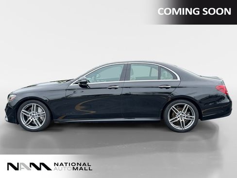 Used 2018 Mercedes-Benz E 300 image 2