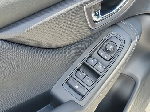 Used 2024 Subaru Forester Premium image 21