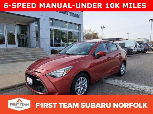 Used 2017 Toyota Yaris iA image 1