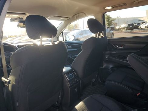 Used 2025 Subaru Ascent Premium image 18