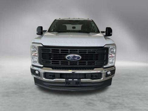 Used 2024 Ford F350 XL w/ 360-Degree Camera Package AWD/4WD image 12