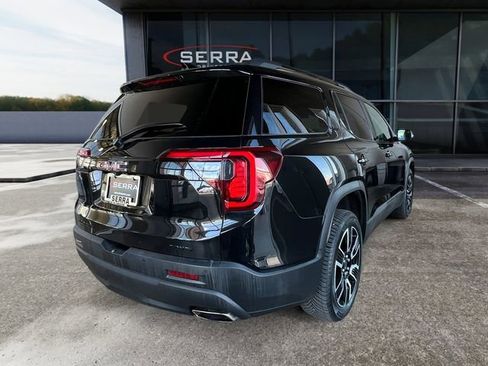 Used 2021 GMC Acadia SLT w/ Elevation Edition image 4