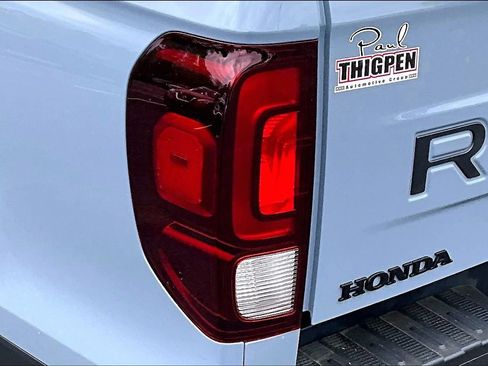Used 2025 Honda Ridgeline Sport image 24