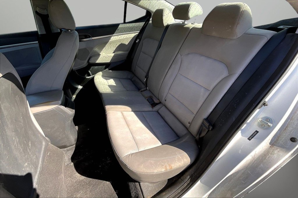 Used 2017 Hyundai Elantra SE FWD image 21