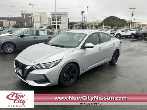 Used 2023 Nissan Sentra SV image 1