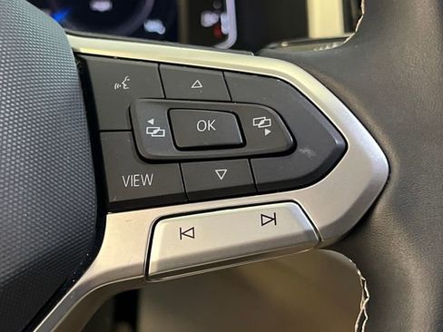 Certified 2023 Volkswagen Atlas SE FWD image 22
