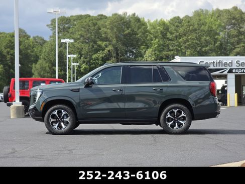 Used 2026 GMC Yukon AT4 w/ AT4 Premium Plus Package AWD/4WD image 4