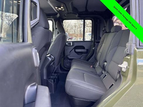 Used 2023 Jeep Gladiator Sport image 24