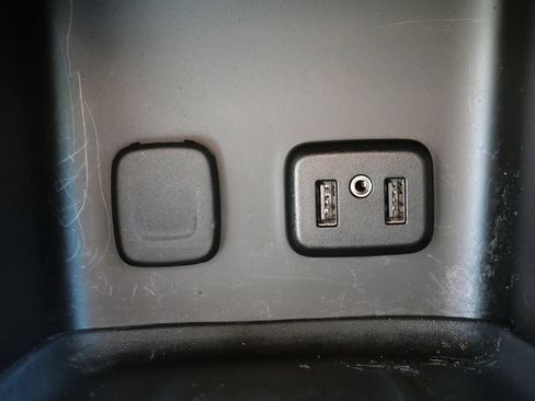 Used 2019 GMC Acadia SLE AWD/4WD image 25