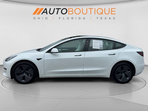 Used 2023 Tesla Model 3 Standard Range RWD image 2