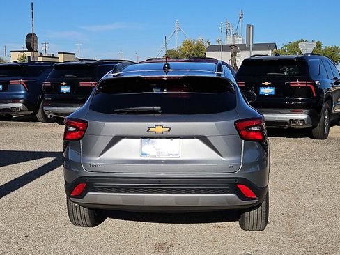 Used 2026 Chevrolet Trax LT w/ Driver Confidence Package FWD image 7