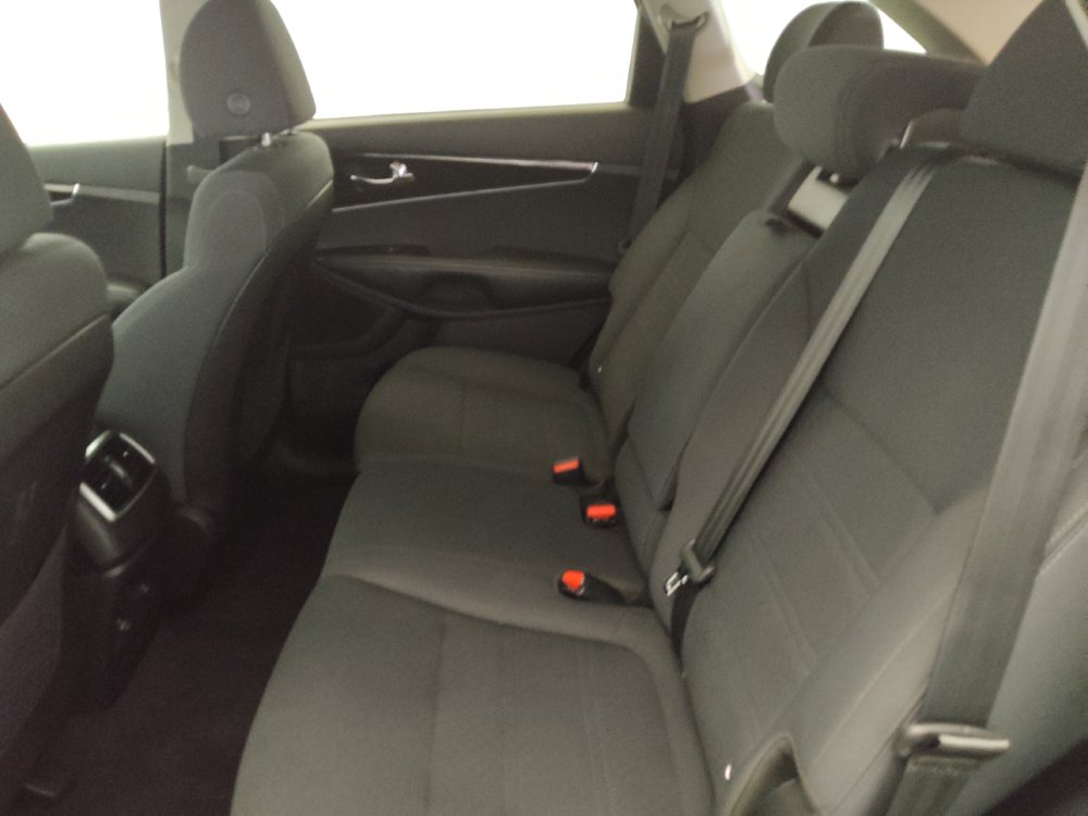 Used 2019 Kia Sorento S AWD/4WD image 18
