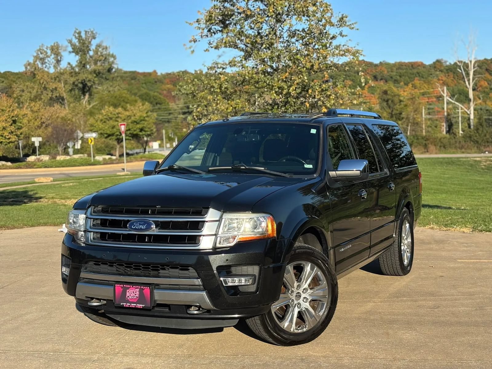 Used 2015 Ford Expedition EL Platinum AWD/4WD image 21