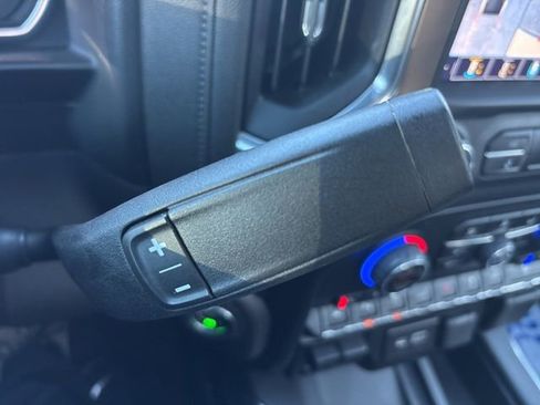 Used 2020 Chevrolet Silverado 1500 High Country w/ Technology Package image 11