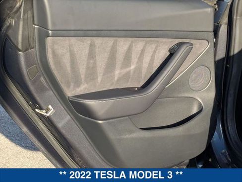 Used 2022 Tesla Model 3 Long Range image 17