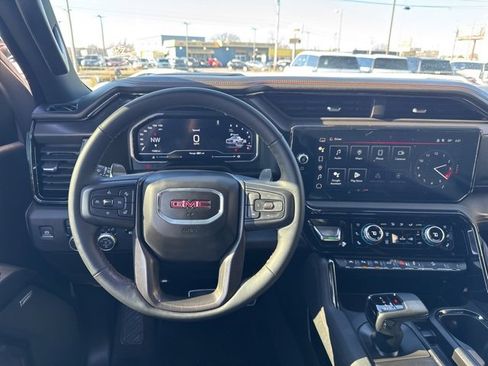 Used 2024 GMC Sierra 1500 AT4 w/ Technology Package image 12