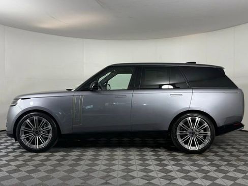 New 2026 Land Rover Range Rover SE image 3